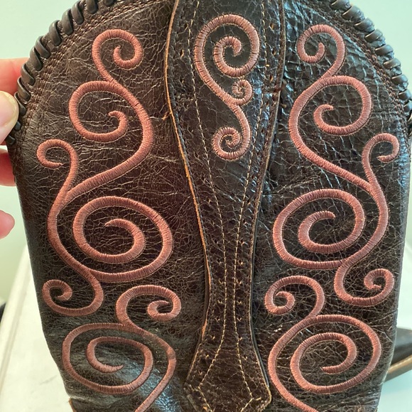 Ariat Western embroidered brown boots - Picture 2 of 16